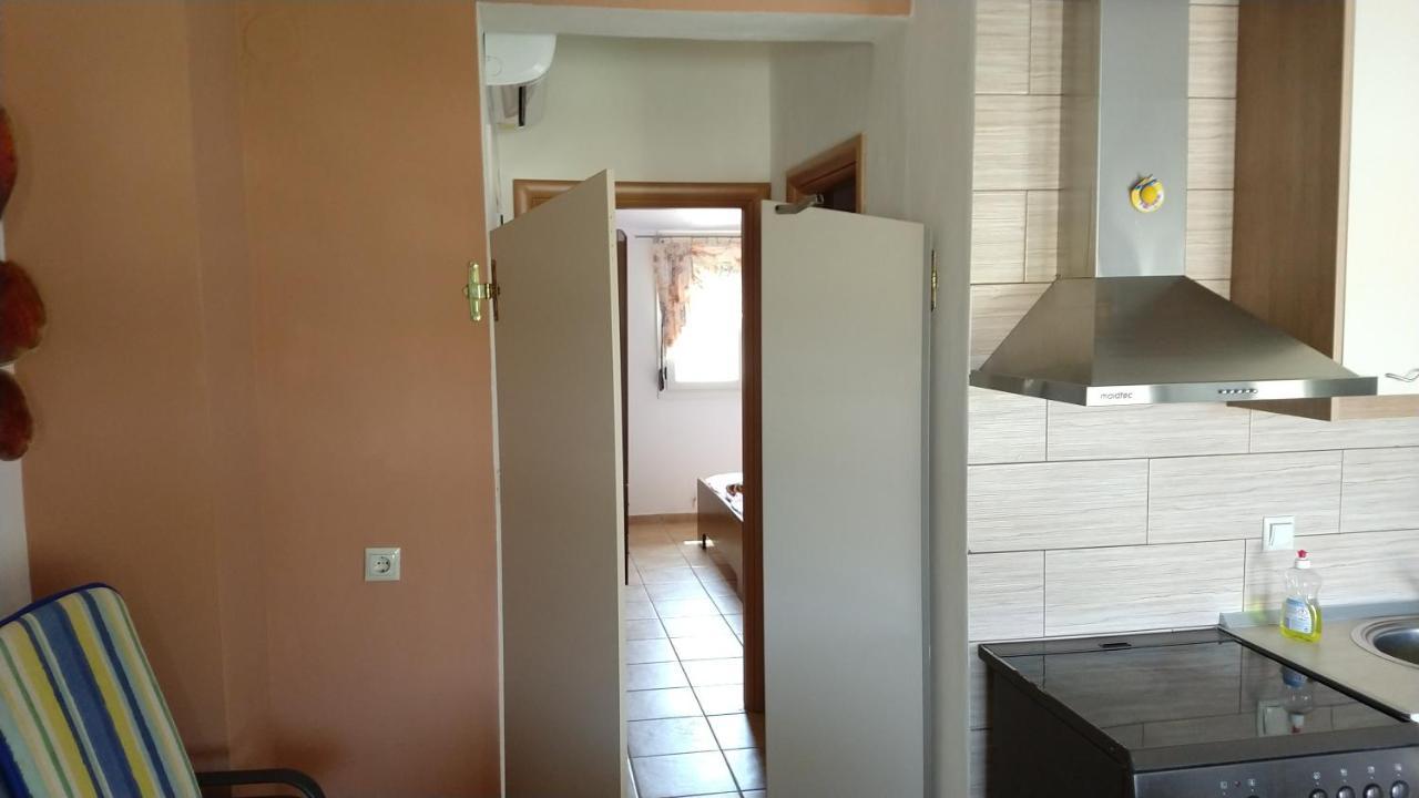 Zoe'S Apartment 尼基季 外观 照片
